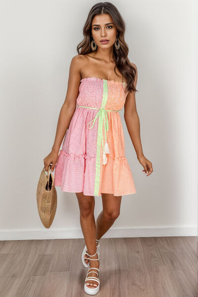 Contrast Smocked Tube Mini Dress - House of Barvity